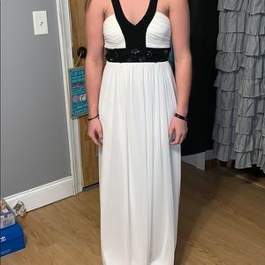 City Triangles | Formal Dress